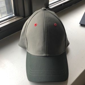 Lululemon baller cap